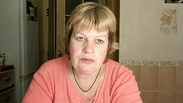 Snapshot of Ettie_Tonia chatting on February 2025 04:46:01 PM Ettie Tonia online show from February 2025 04:46:01 PM