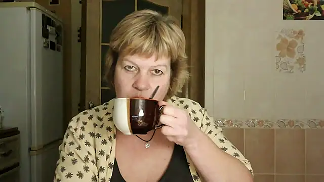 Snapshot of Ettie_Tonia chatting on February 2025 04:41:02 PM Ettie Tonia online show from February 2025 04:41:02 PM