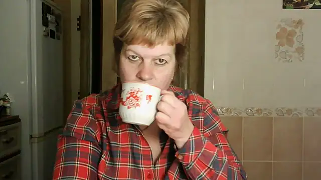 Snapshot of Ettie_Tonia chatting on March 2025 06:39:02 PM Ettie Tonia online show from March 2025 06:39:02 PM