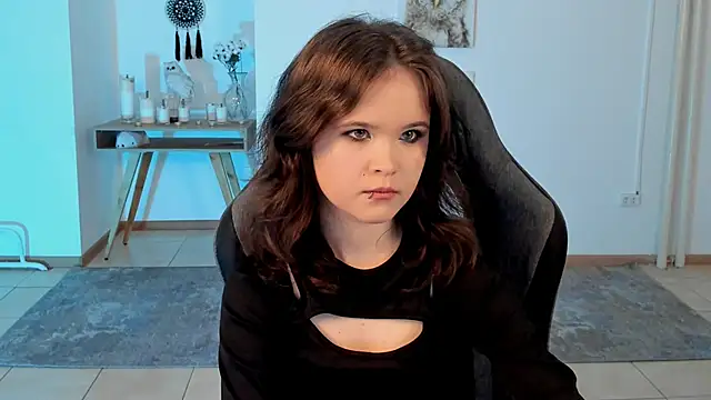 Elainebeness online show from January 2025 07:18:02 PM