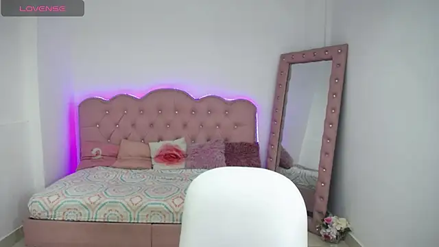 Kathleen Rodriguez online show from January 2025 03:32:02 AM