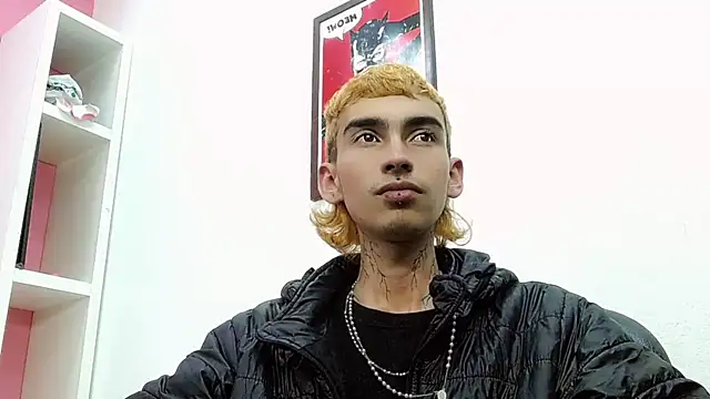 ttimy x boy online show from February 2026 11:08:01 PM