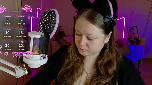 LizzyShine online show from November 2025 09:19:01 AM