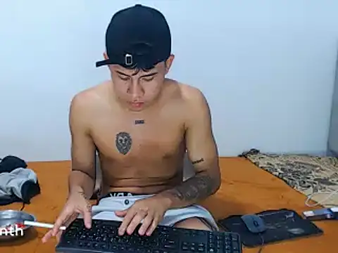 logannth online show from December 2024 10:34:02 AM