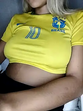 fofinhaa12 online show from March 2025 10:48:01 AM