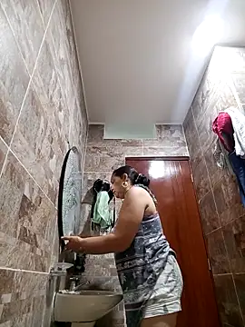 MirandaSoto online show from October 2025 04:01:02 AM