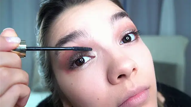 VeronaAppleberry online show from September 2025 11:23:02 AM