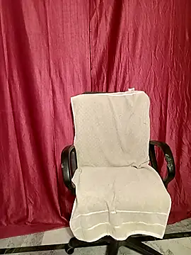 Stripy Doll online show from September 2025 03:24:01 PM