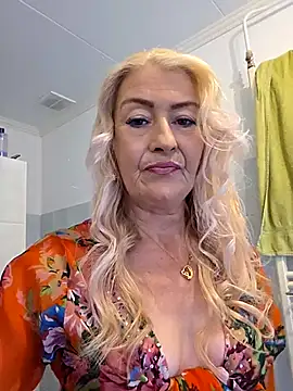lisalustjouw online show from May 2026 09:49:01 AM
