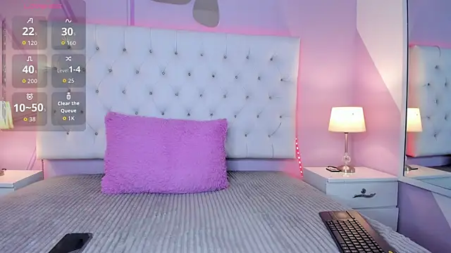 Nicol Betancur online show from November 2025 03:10:02 AM