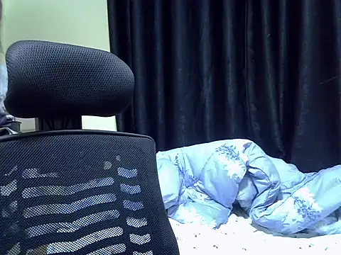 Horny-slut  online show from September 2025 10:59:02 PM