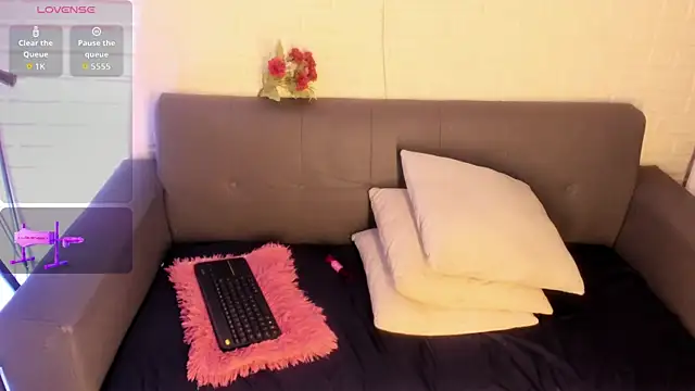 Snapshot of karina_gomez_18 chatting on October 2025 11:44:01 AM karina gomez 18 online show from October 2025 11:44:01 AM