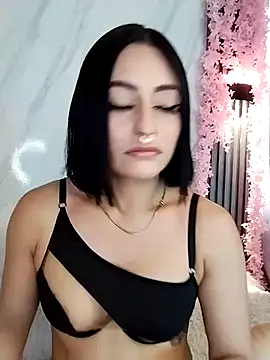 Nanda Vixen online show from September 2025 10:21:02 PM