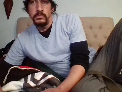 Snapshot of Curved4Pleasure chatting on March 2025 12:31:02 PM Curved4Pleasure online show from March 2025 12:31:02 PM