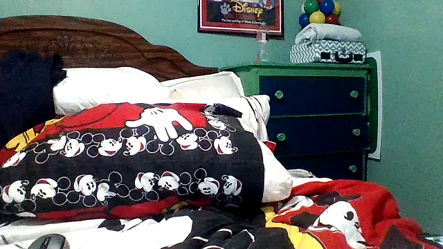 Snapshot of Curved4Pleasure chatting on September 2025 01:27:02 AM Curved4Pleasure online show from September 2025 01:27:02 AM