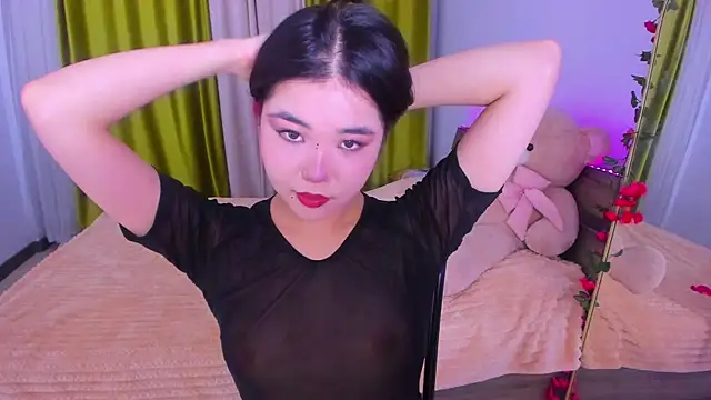 Dollyaa online show from October 2025 12:48:02 PM