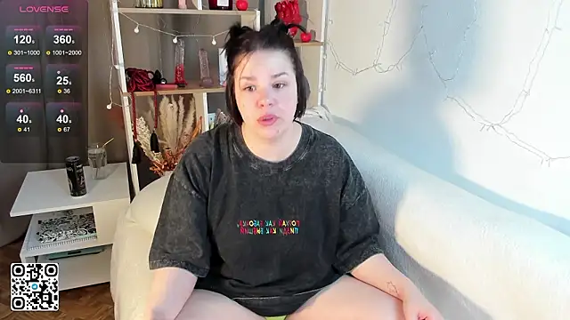 Snapshot of Lif_love chatting on February 2026 08:23:01 PM Lif love online show from February 2026 08:23:01 PM