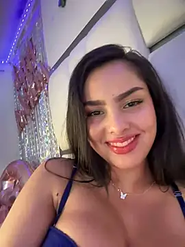 Snapshot of Maddy_Rouse_ chatting on January 2025 12:09:01 AM Maddy Rouse  online show from January 2025 12:09:01 AM