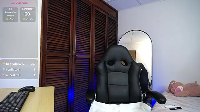 karoll marquez online show from January 2025 08:25:02 PM