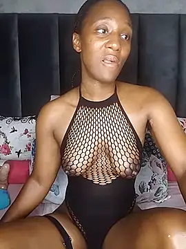 Lucy Blacksilk online show from February 2026 10:19:01 PM