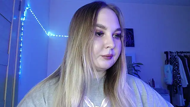 Greeenfriends6969 online show from February 2025 08:02:02 PM