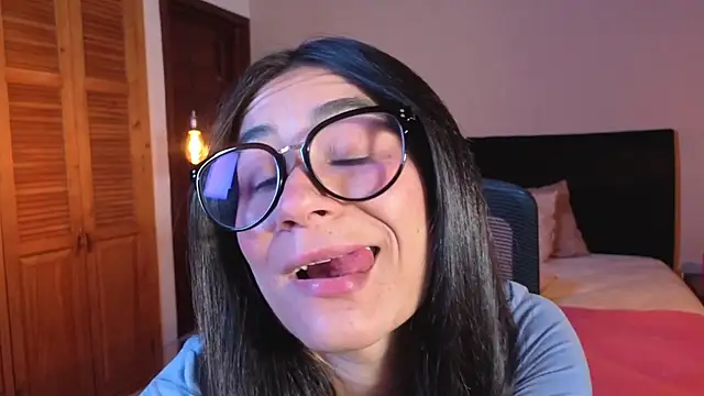 ChloeTurner  online show from March 2026 08:03:01 PM