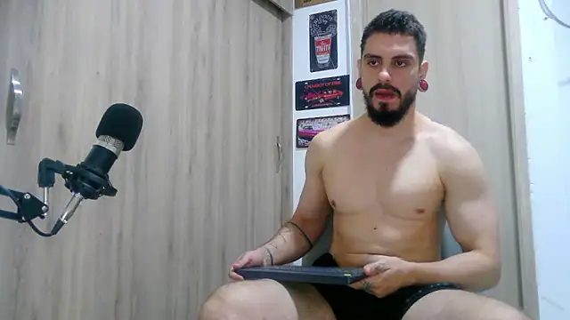 Aaron kwok28 online show from November 2025 01:16:02 AM