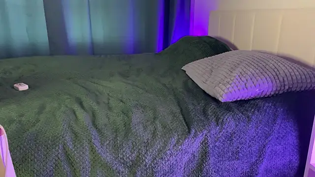 emmsee online show from November 2025 11:11:01 AM