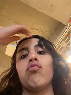 Snapshot of Katee_Jones chatting on February 2025 09:41:02 PM Katee Jones online show from February 2025 09:41:02 PM