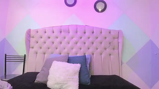 BritneyCollins online show from February 2026 12:32:02 PM