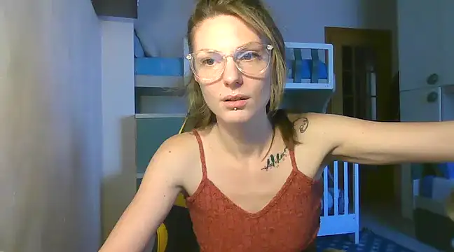 Feli blue online show from December 2024 12:16:02 PM