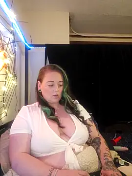 Snapshot of Bunny_Cummings chatting on September 2025 08:13:01 PM Bunny Cummings online show from September 2025 08:13:01 PM