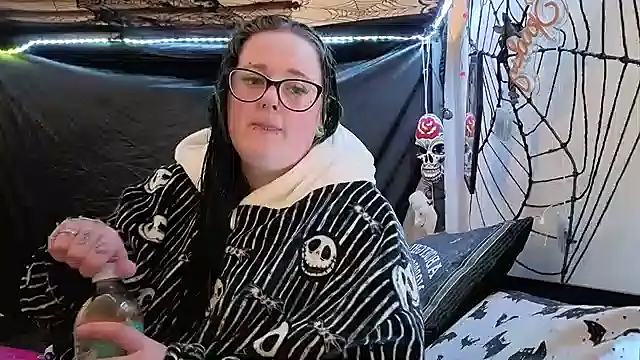 Bunny Cummings online show from January 2026 10:25:01 PM