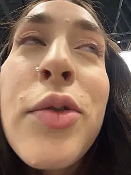 Holly Play online show from February 2026 12:08:01 PM