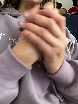 Iris lee online show from February 2025 04:22:01 PM