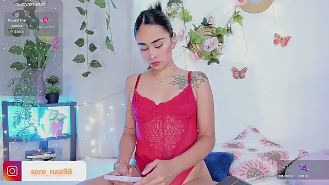 Snapshot of serena_jeyms chatting on May 2026 03:23:01 AM serena jeyms online show from May 2026 03:23:01 AM