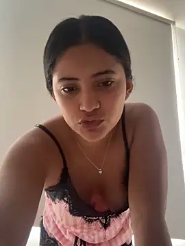 Snapshot of Isa_squirt1 chatting on June 2026 06:43:02 PM Isa squirt1 online show from June 2026 06:43:02 PM