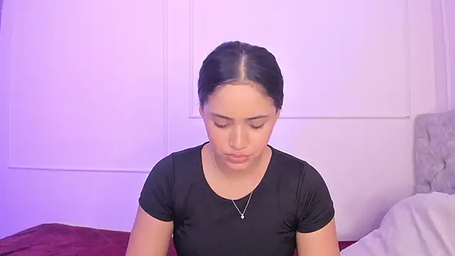 Snapshot of Isa_squirt1 chatting on June 2026 02:35:01 AM Isa squirt1 online show from June 2026 02:35:01 AM