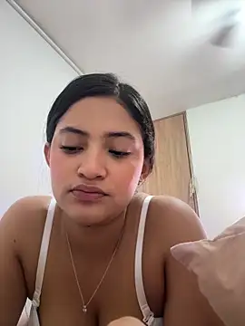 Snapshot of Isa_squirt1 chatting on July 2026 03:23:01 AM Isa squirt1 online show from July 2026 03:23:01 AM