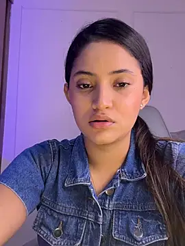 Snapshot of Isa_squirt1 chatting on July 2026 04:09:01 AM Isa squirt1 online show from July 2026 04:09:01 AM