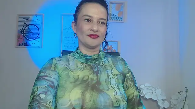 lucy diiaz online show from January 2025 07:35:01 PM