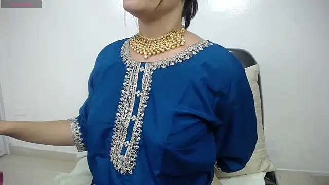 shantala krisha online show from April 2026 07:58:02 PM