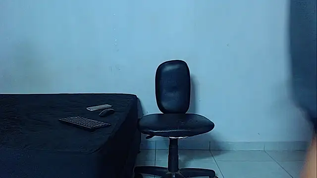 mikecoper 23 online show from February 2026 01:59:02 AM