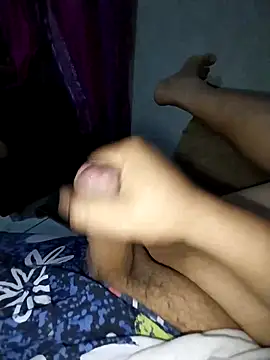 Whiper2024 online show from October 2025 03:30:01 AM