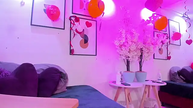 Snapshot of Miia_bela chatting on February 2025 03:10:02 AM Miia bela online show from February 2025 03:10:02 AM