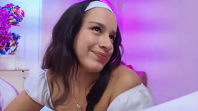 Snapshot of Miia_bela chatting on October 2025 03:36:01 AM Miia bela online show from October 2025 03:36:01 AM