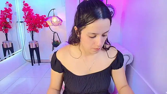 Snapshot of Miia_bela chatting on October 2025 07:54:02 AM Miia bela online show from October 2025 07:54:02 AM