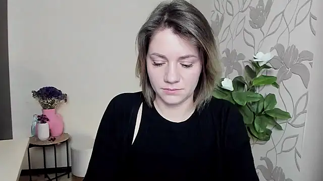 MariaSttone online show from March 2025 05:00:02 PM