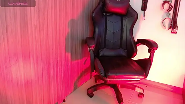 Alisson Beckett online show from January 2025 06:53:02 PM