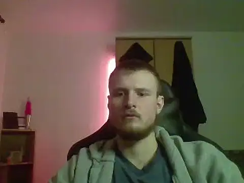 Snapshot of hardgun_ chatting on December 2024 06:28:02 PM hardgun online show from December 2024 06:28:02 PM
